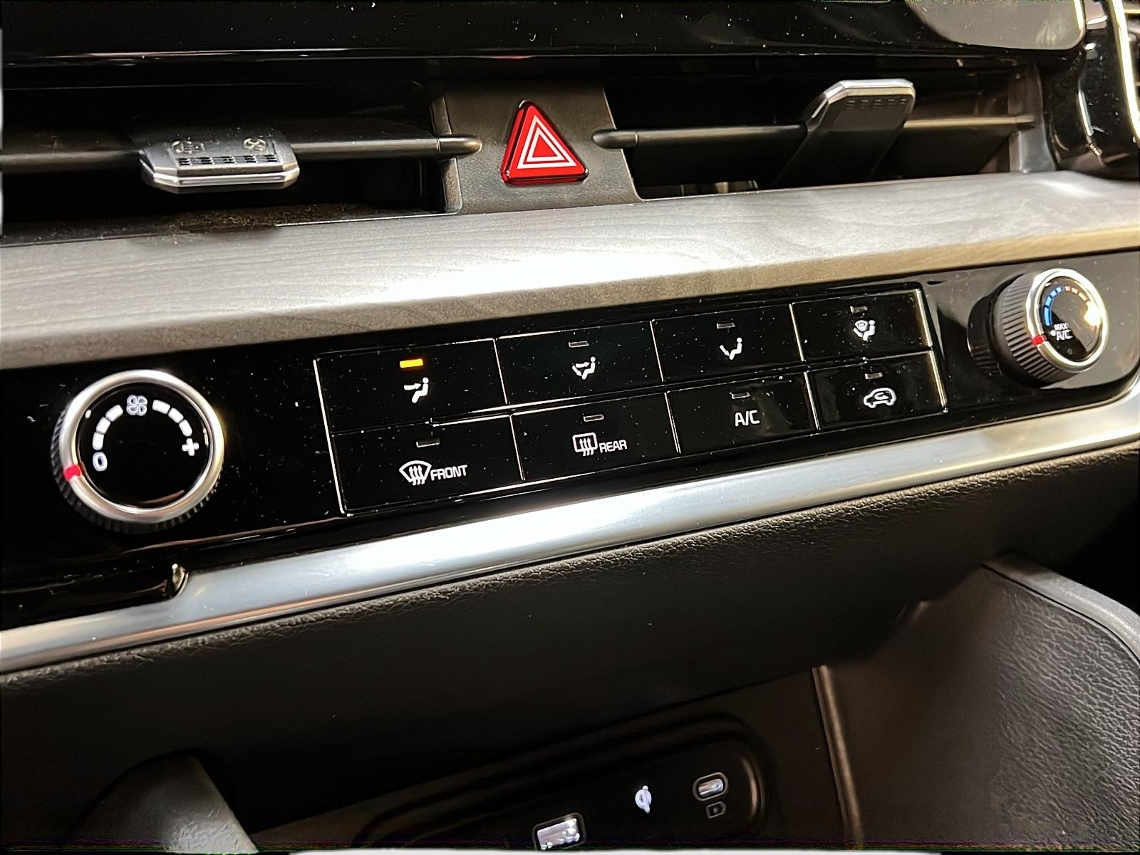 Kia Sportage X-LINE CUIR 4RM 2023 - image #14