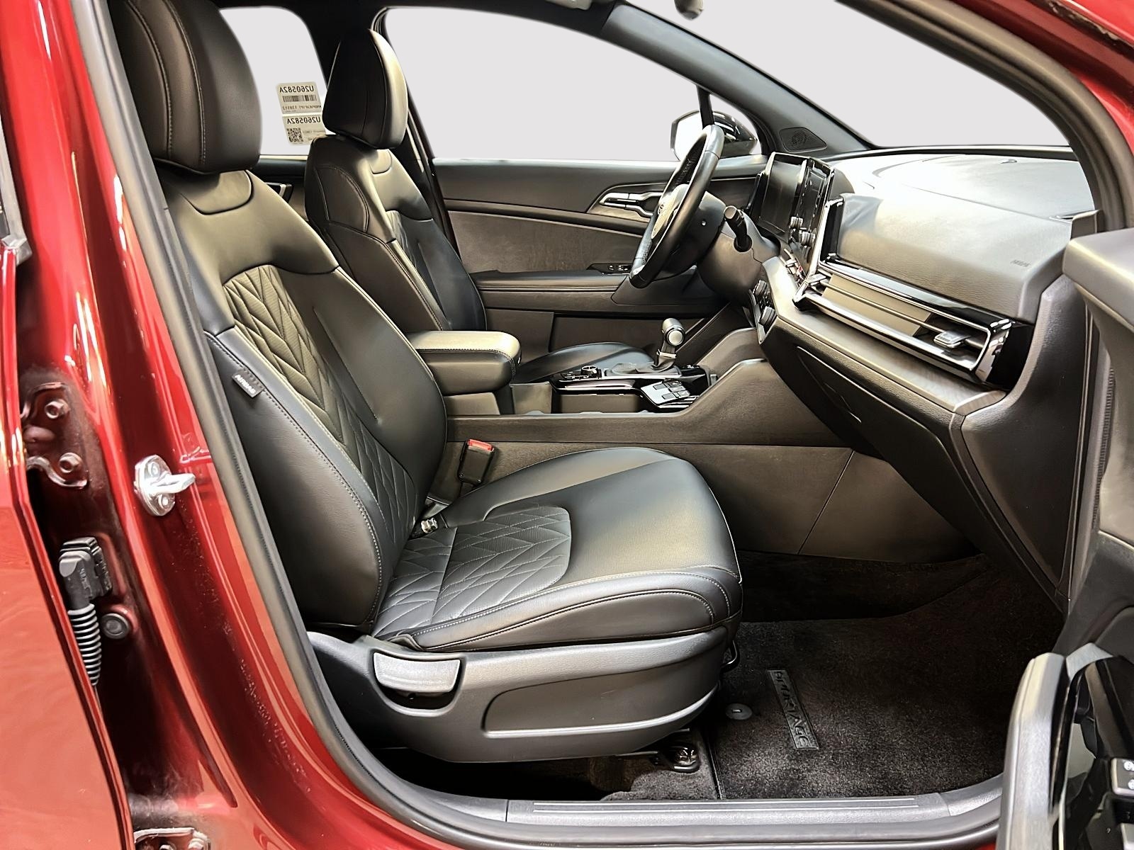 Kia Sportage X-LINE CUIR 4RM 2023 - image #8