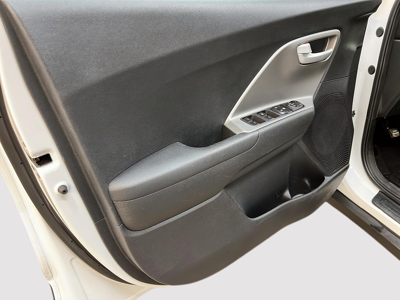 Kia Niro 2019 - Image #21