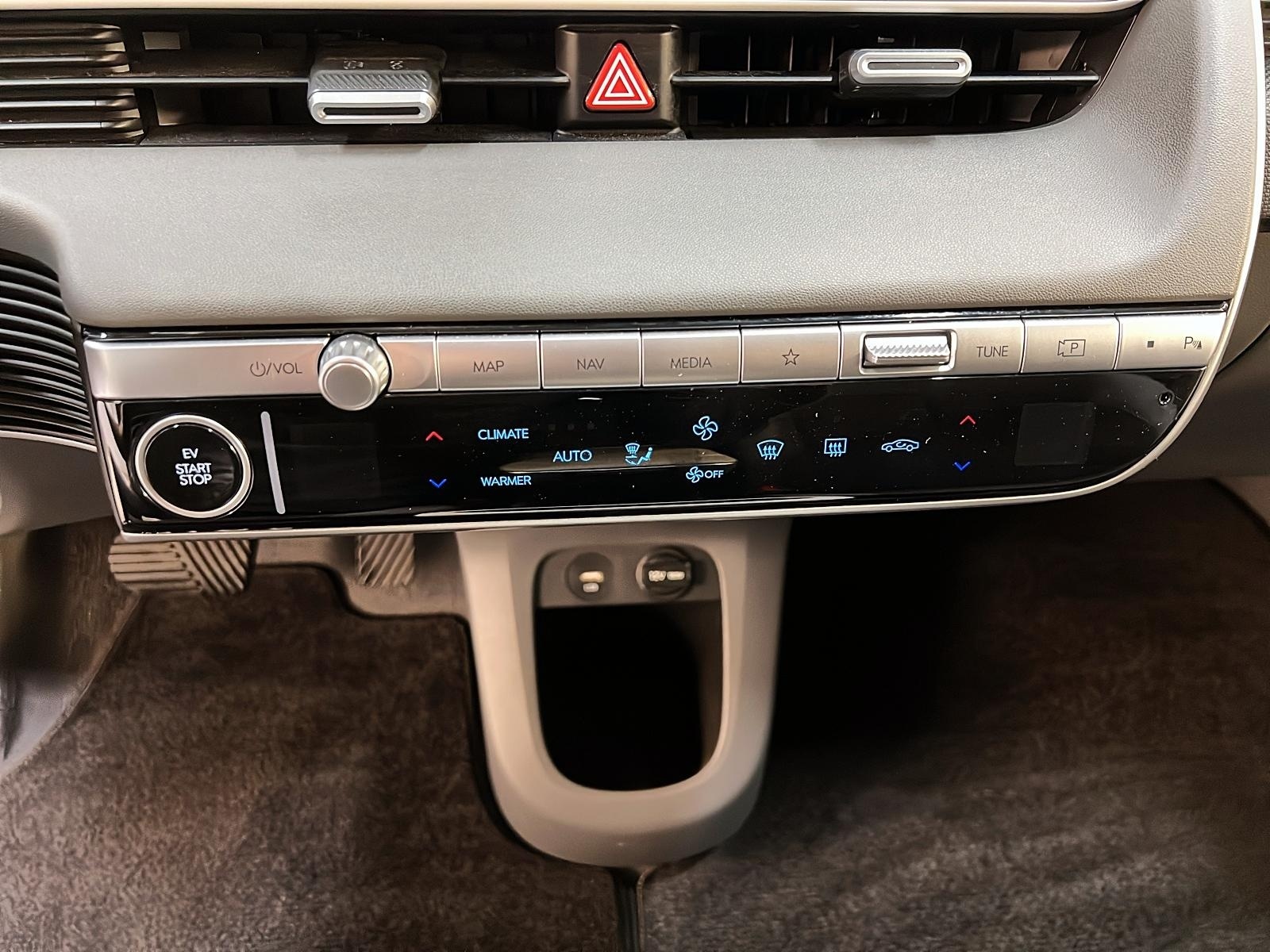 Hyundai IONIQ 5 PREFERRED LONG RANGE NAV 2024 - image #13