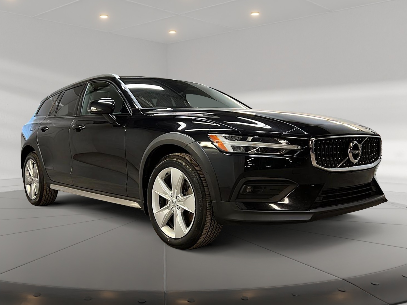 Volvo V60 T5 CROSS COUNTRY  CUIR TOIT PANO NAV 4RM 2021 - image #3