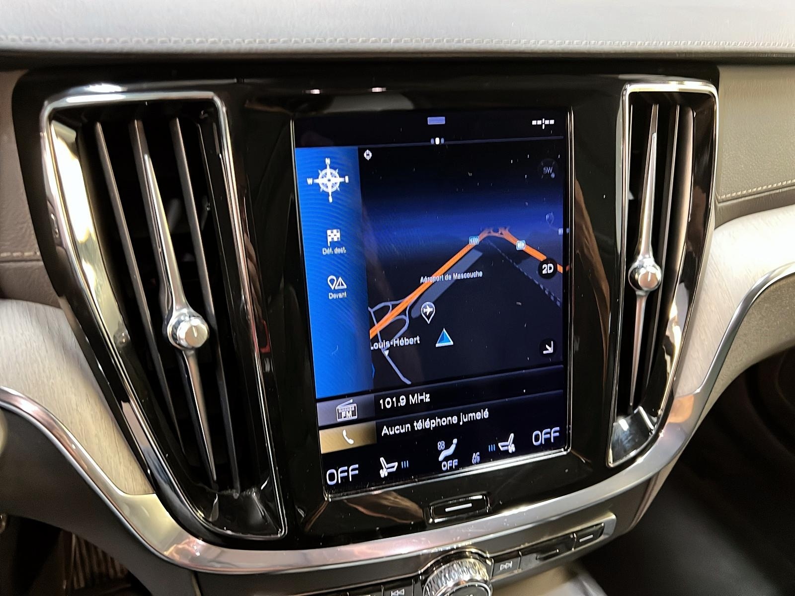 Volvo V60 T5 CROSS COUNTRY  CUIR TOIT PANO NAV 4RM 2021 - image #20