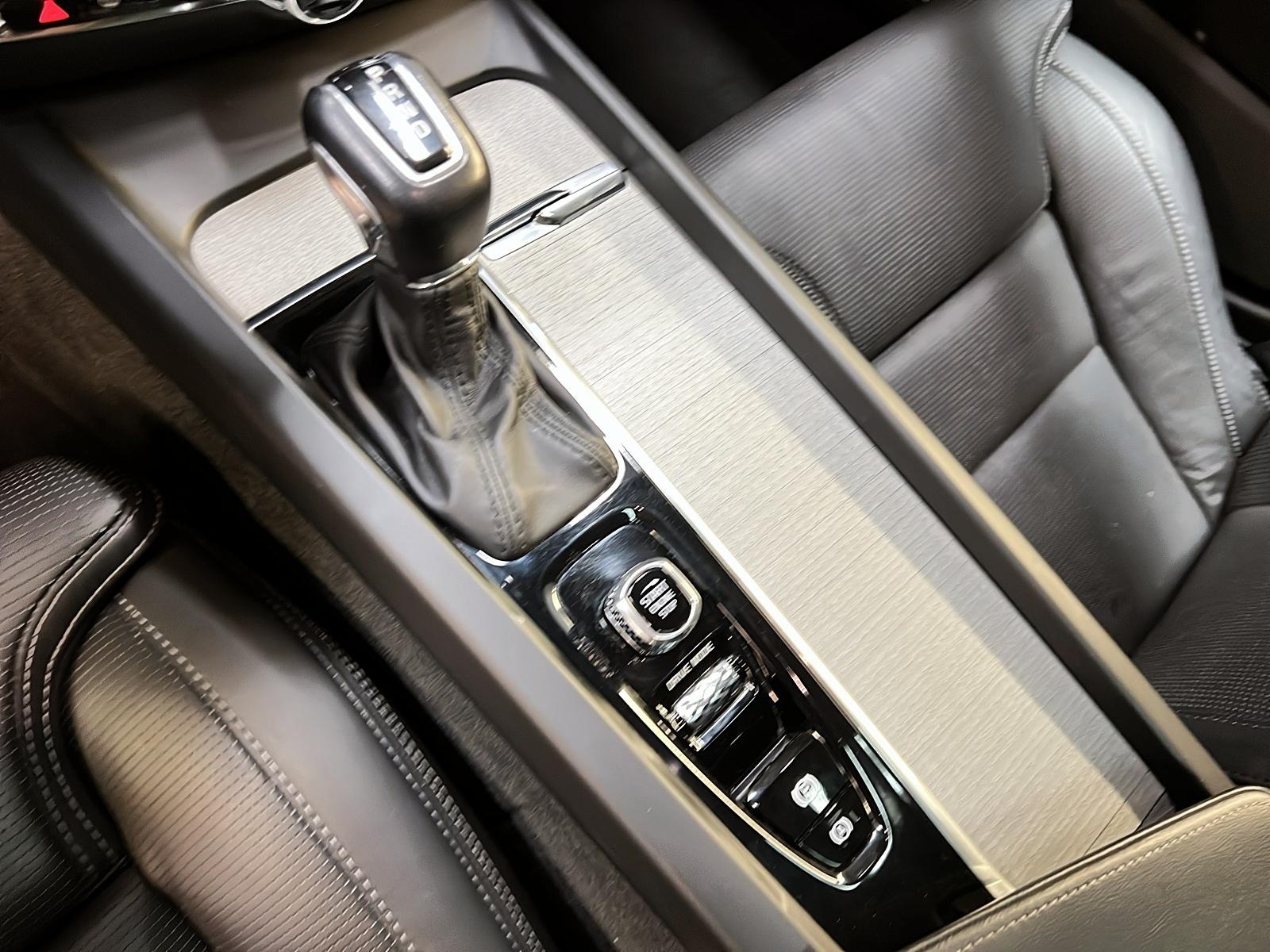 Volvo V60 2021 - Image #16