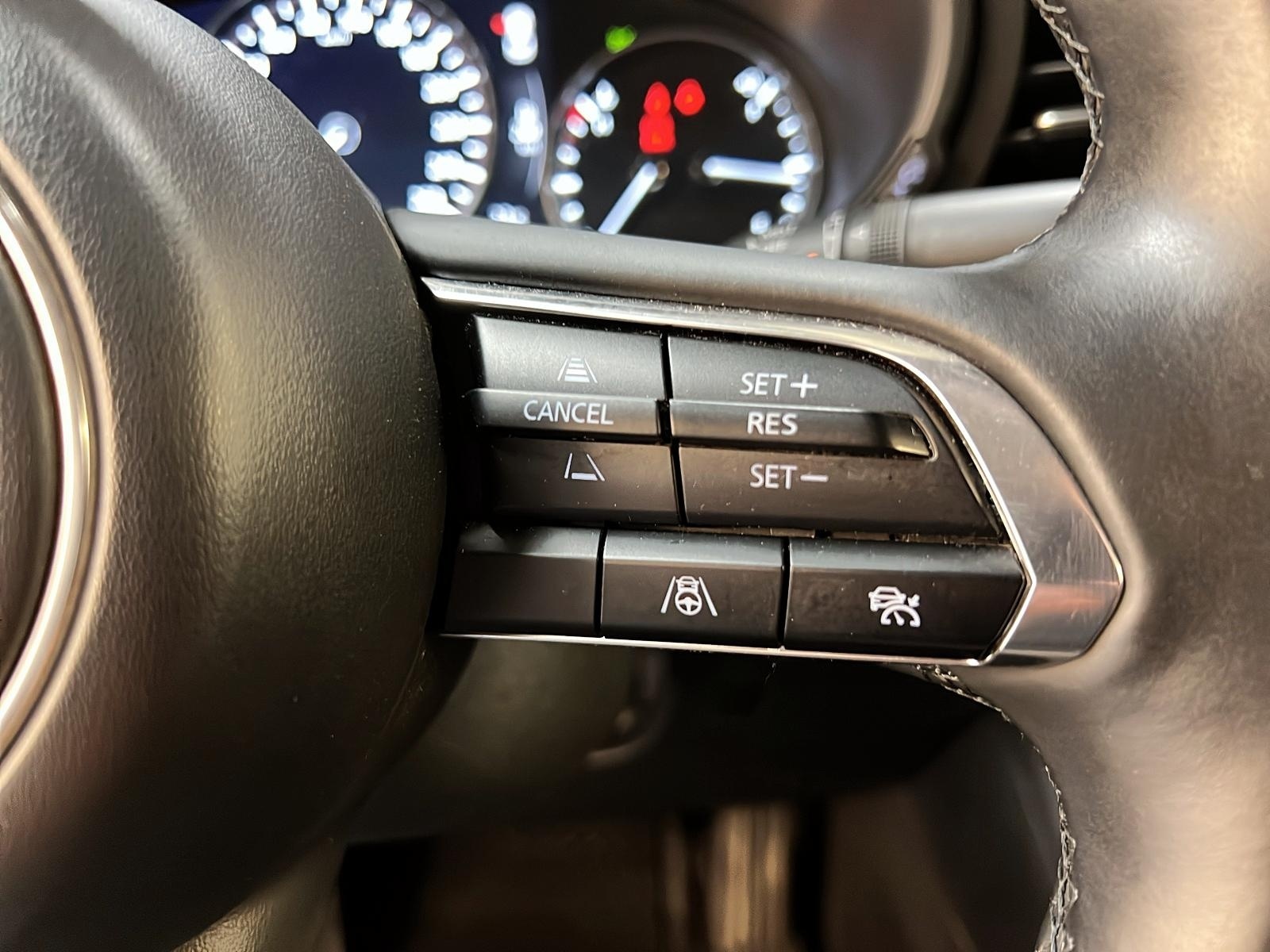 Mazda Mazda3 GT CUIR TOIT NAV 2024 - image #20