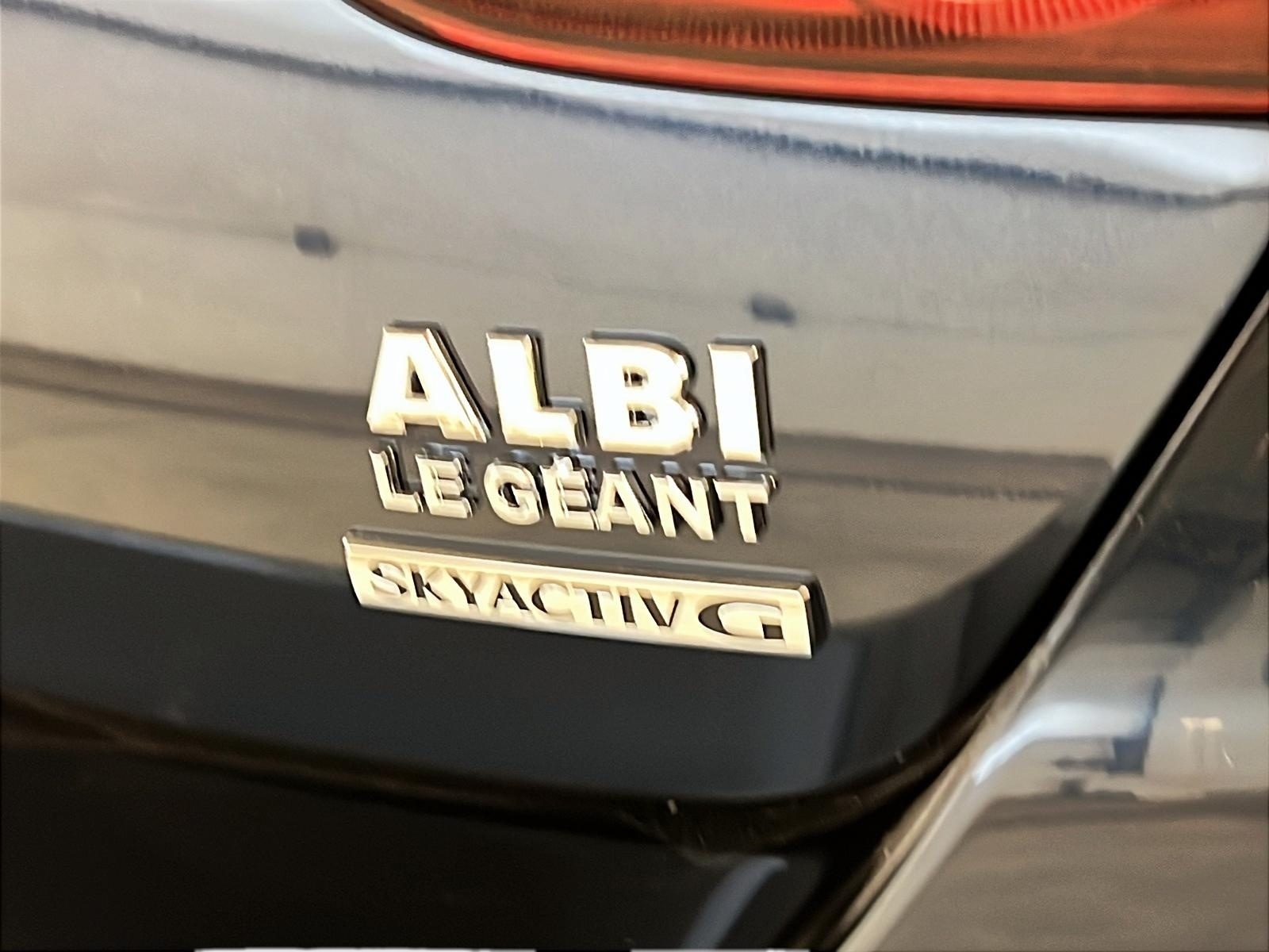 Mazda Mazda3 GT CUIR TOIT NAV 2024 - image #28