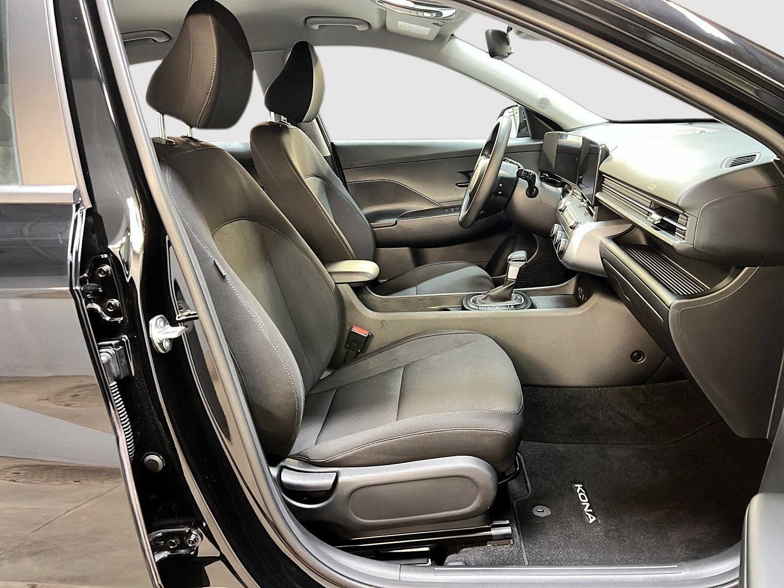 Hyundai Kona ESSENTIAL 4RM 2024 - image #8