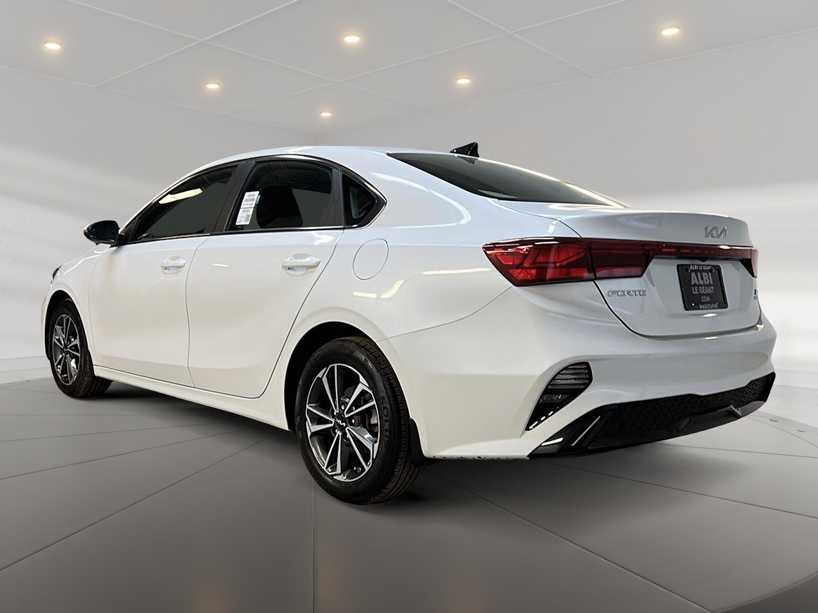 Kia Forte EX 2024 - image #6