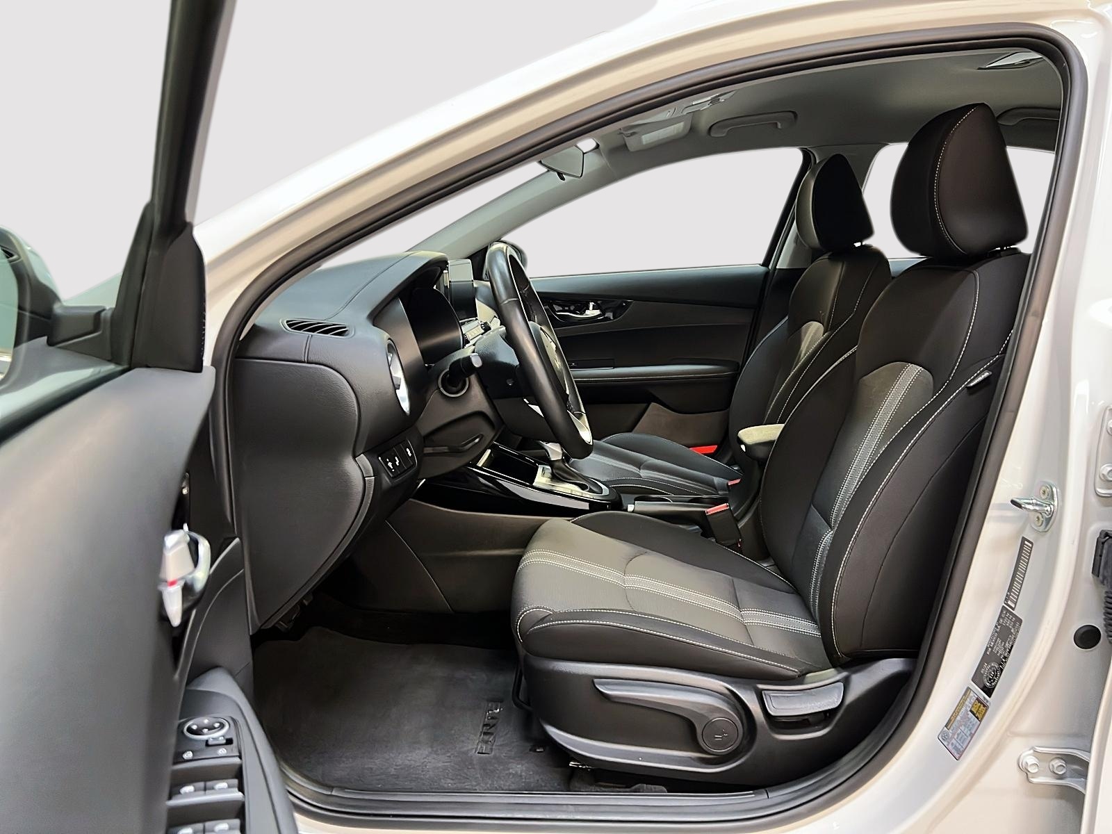 Kia Forte EX 2024 - image #7