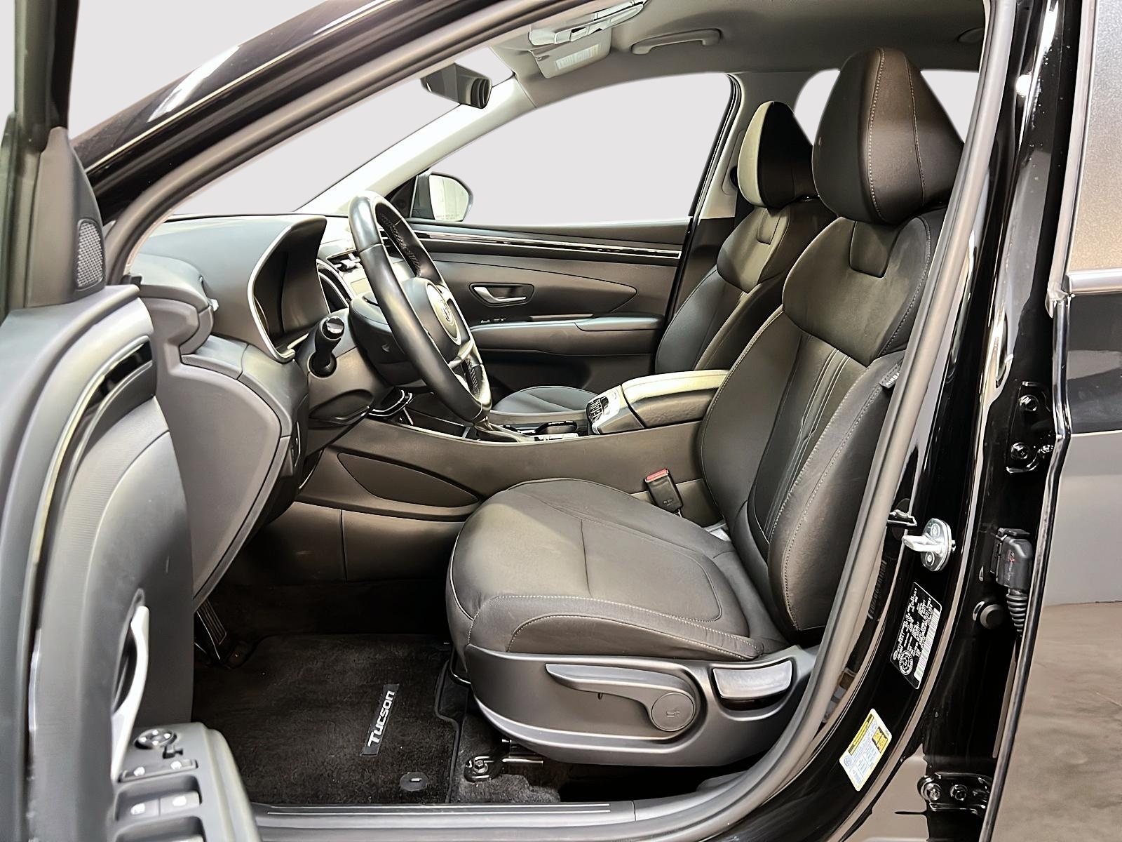 Hyundai Tucson PREFERRED NAV 4RM 2024 - image #7