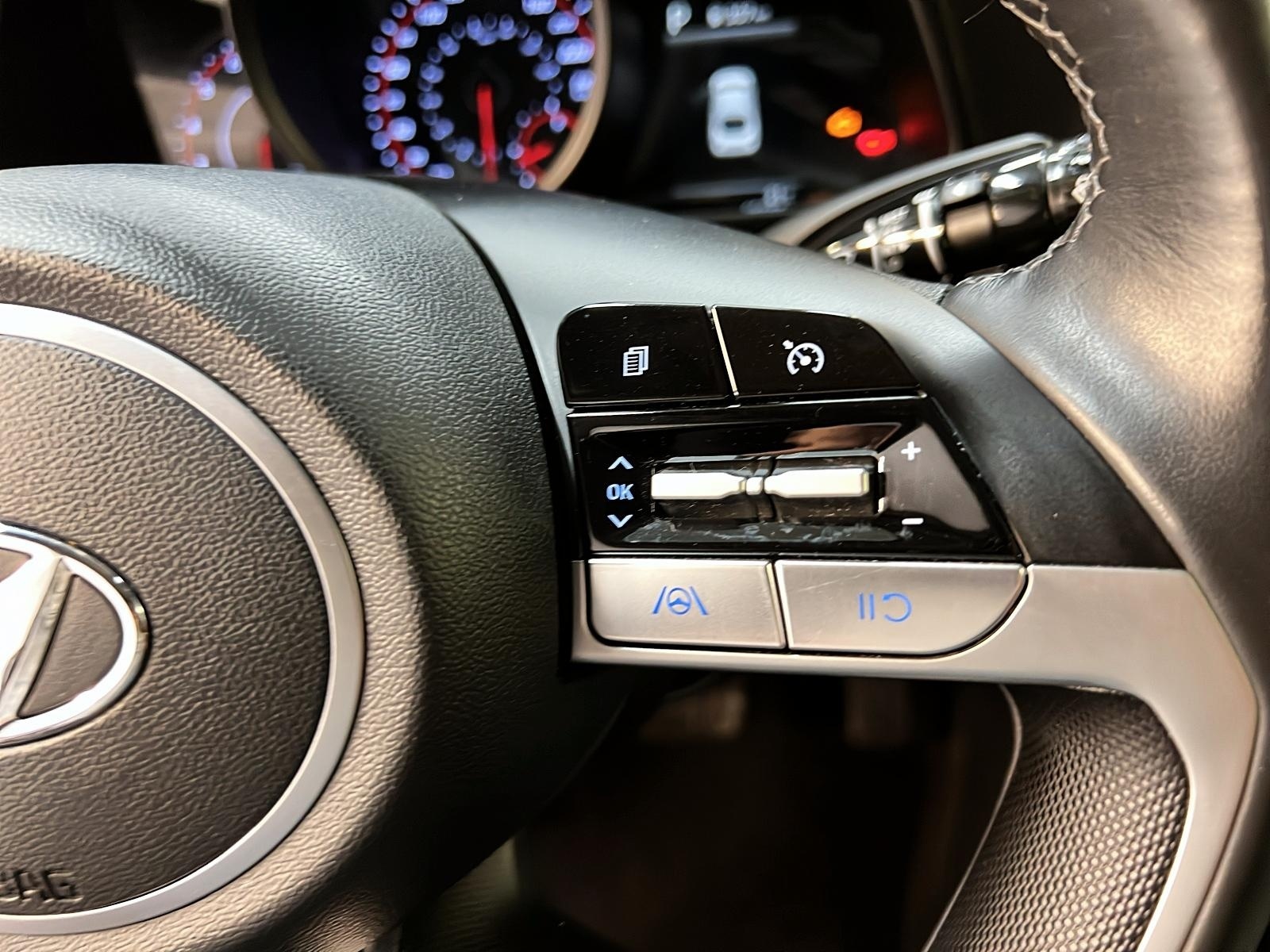 Hyundai Elantra 2023 - Image #18