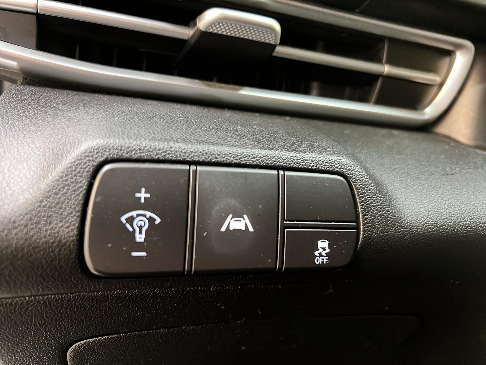 Hyundai Elantra 2023 - Image #20