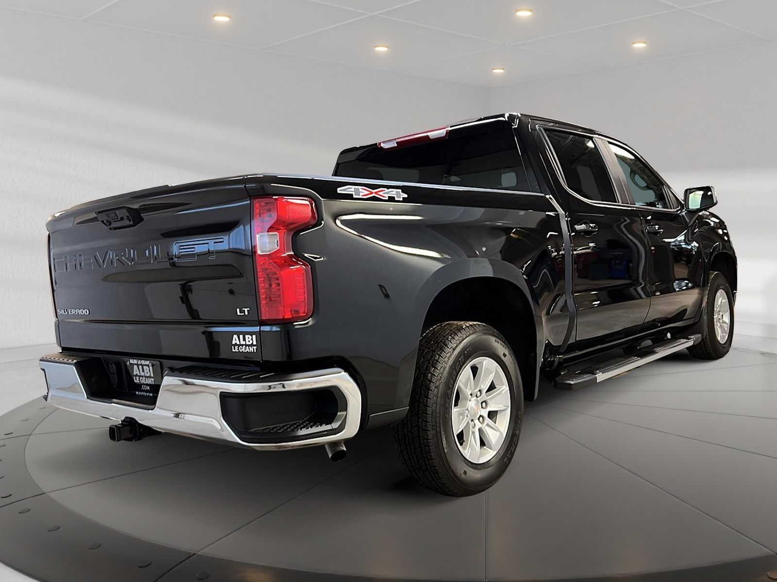 Chevrolet Silverado 1500 1LT CREW CAB NAV 4X4 2025 - image #4