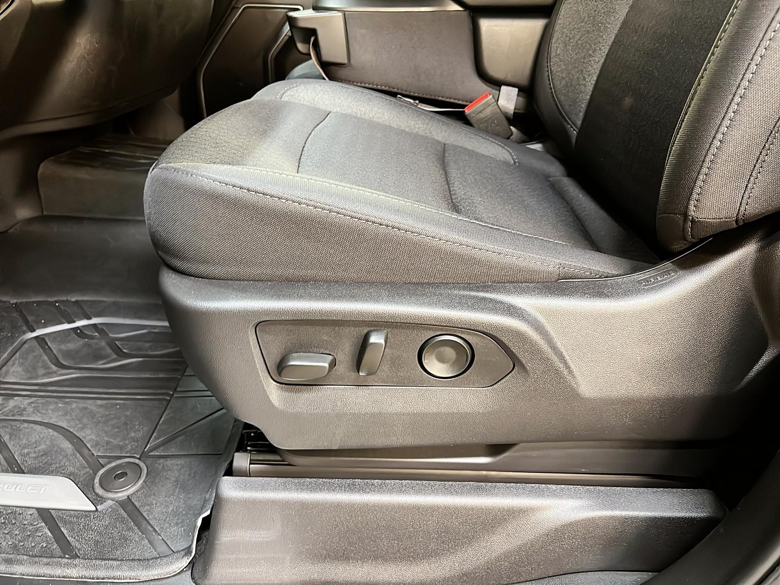 Chevrolet Silverado 1500 1LT CREW CAB NAV 4X4 2025 - image #23