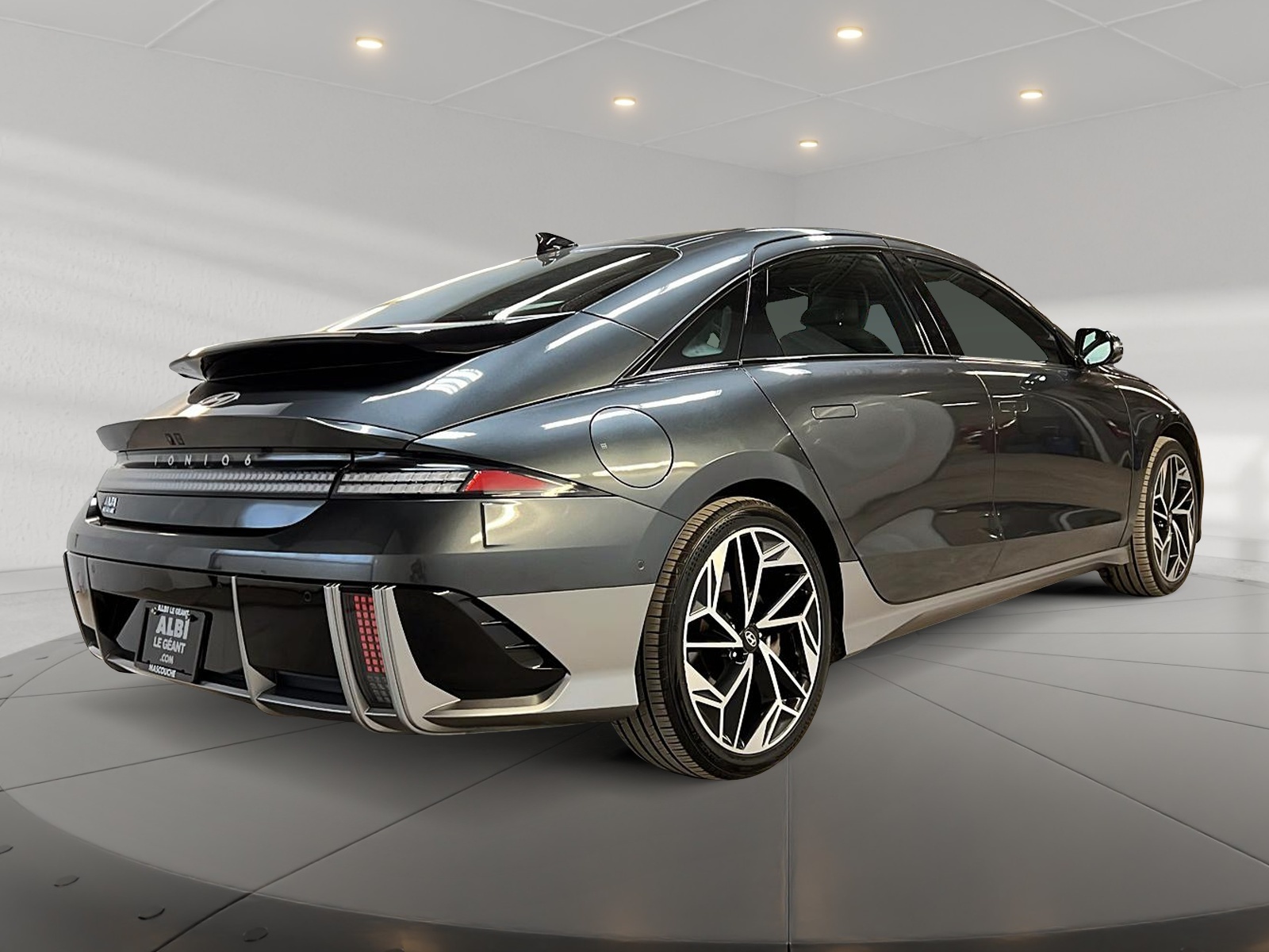 Hyundai IONIQ 6 PREFERRED ULTIMATE CUIR TOIT NAV 4RM 2023 - image #4