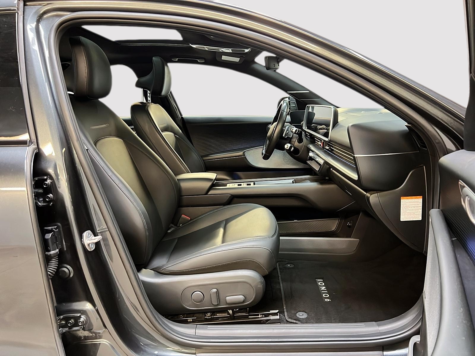 Hyundai IONIQ 6 2023 - Image #8