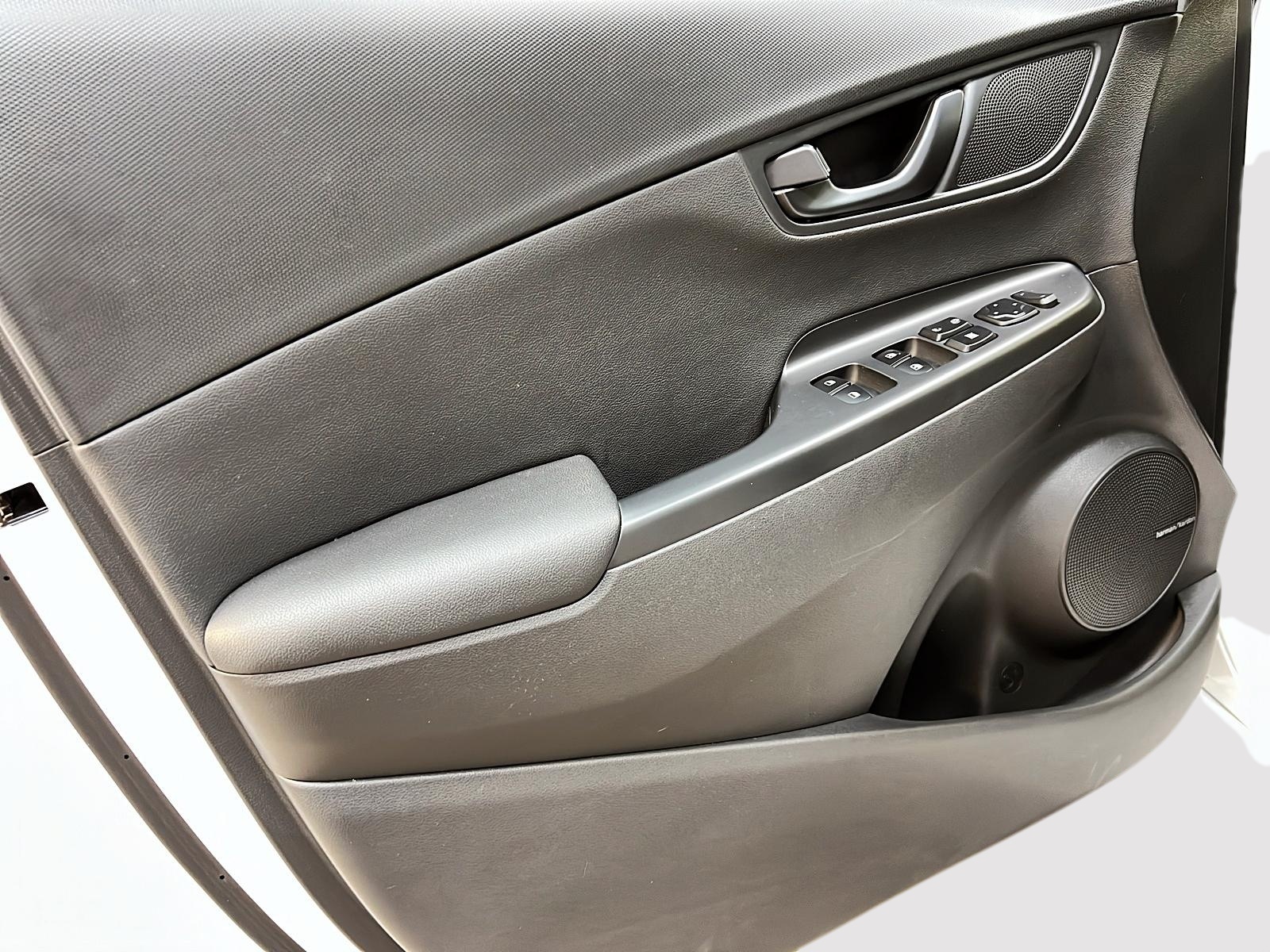 Hyundai Kona 2022 - Image #24