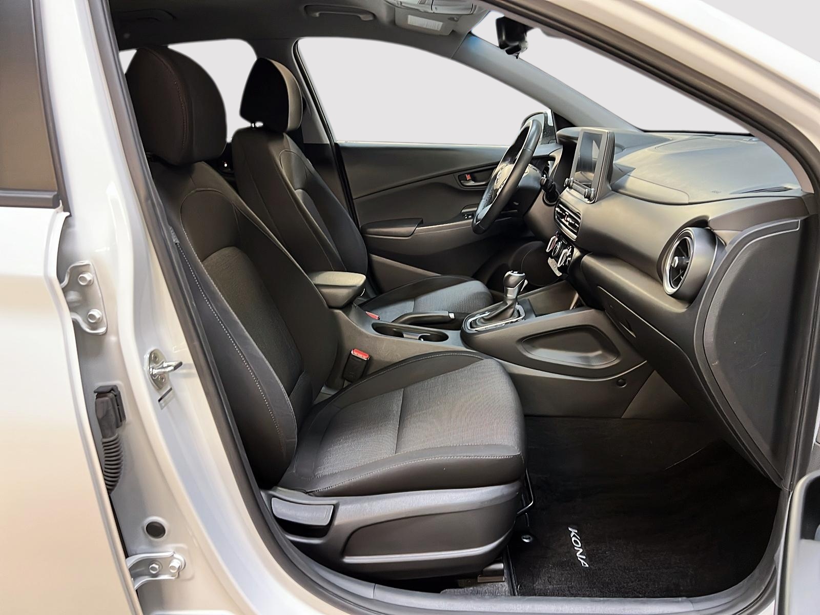 Hyundai Kona PREFERRED 4RM 2022 - image #8