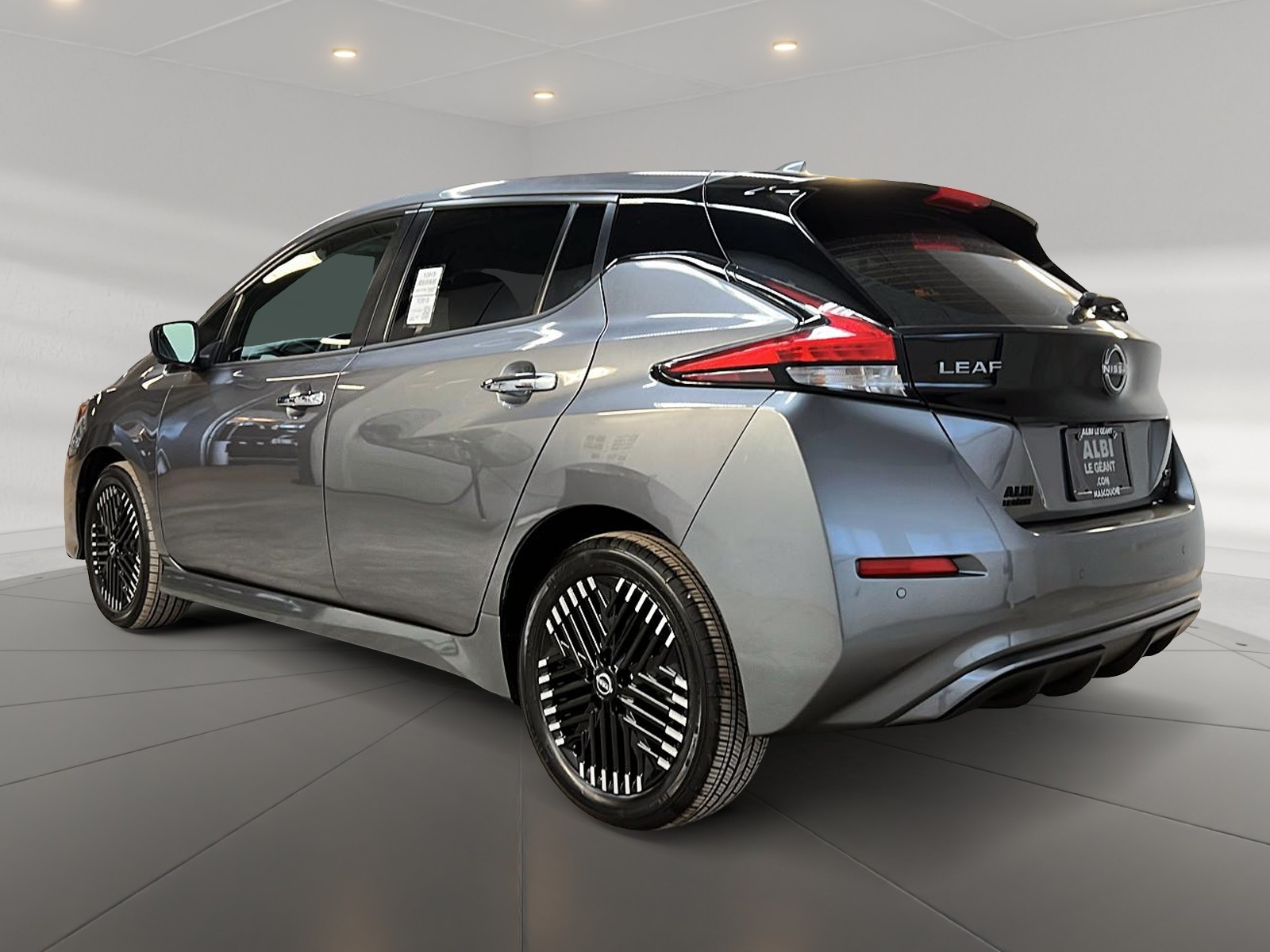 Nissan Leaf 2024 - Image #6