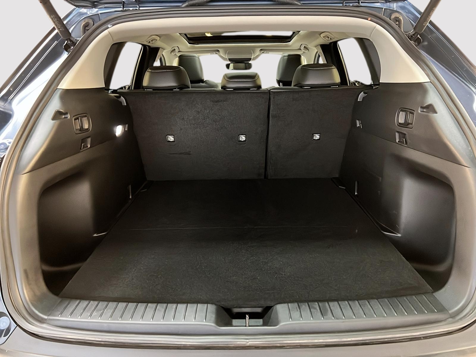 Mazda CX-50 2025 - Image #13