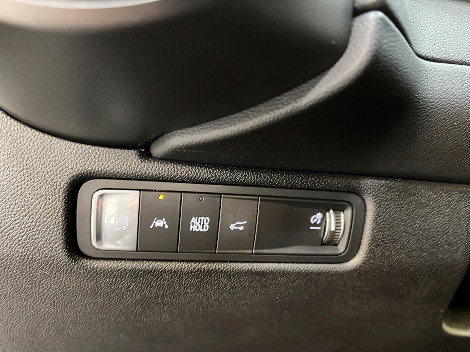 Chevrolet Equinox EV RS PREMIERE EDITION NAV 2024 - image #20