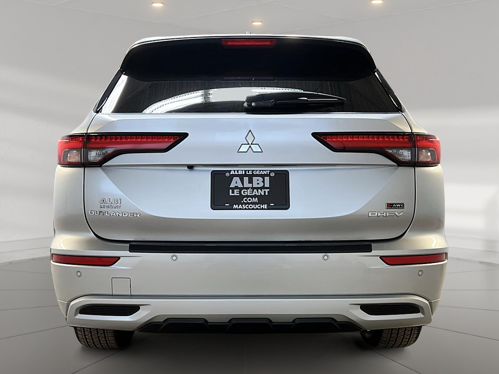 Mitsubishi Outlander GT S PHEV CUIR TOIT PANO NAV AWC 2024 - image #5