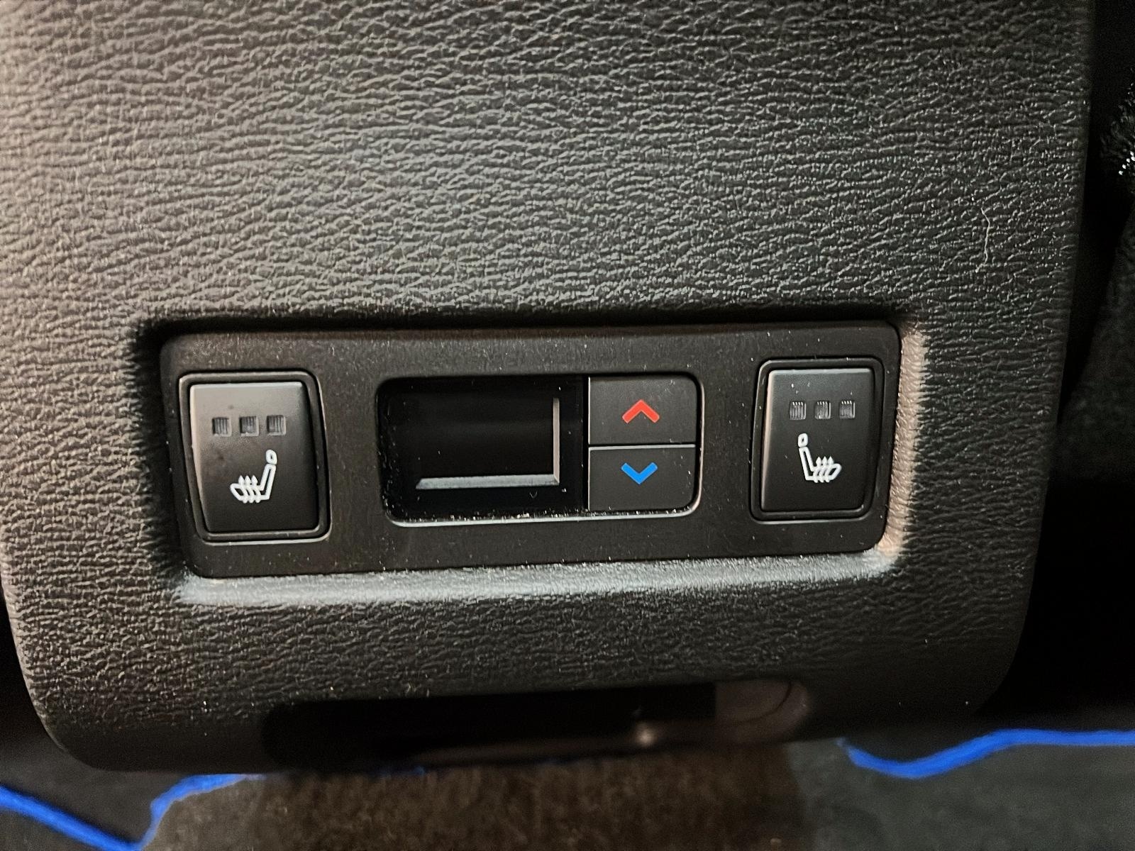 Mitsubishi Outlander GT S PHEV CUIR TOIT PANO NAV AWC 2024 - image #11