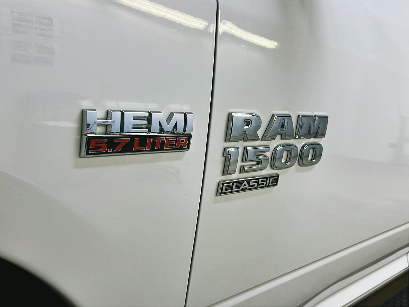 RAM 1500 Classic TRADESMAN SXT 5.7 HEMI CREW BAB 4X4 2024 - image #23