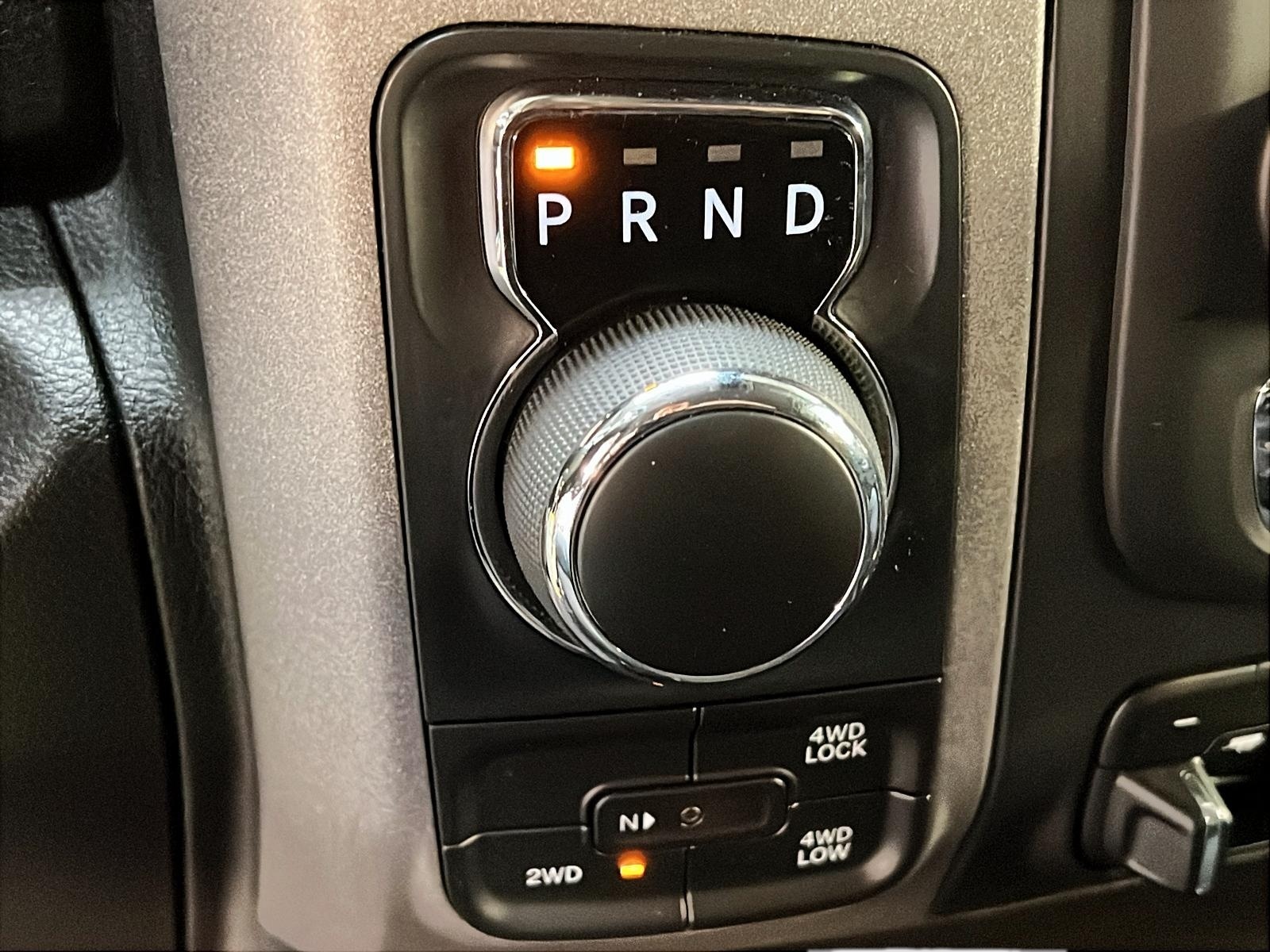 RAM 1500 Classic TRADESMAN SXT 5.7 HEMI CREW BAB 4X4 2024 - image #14