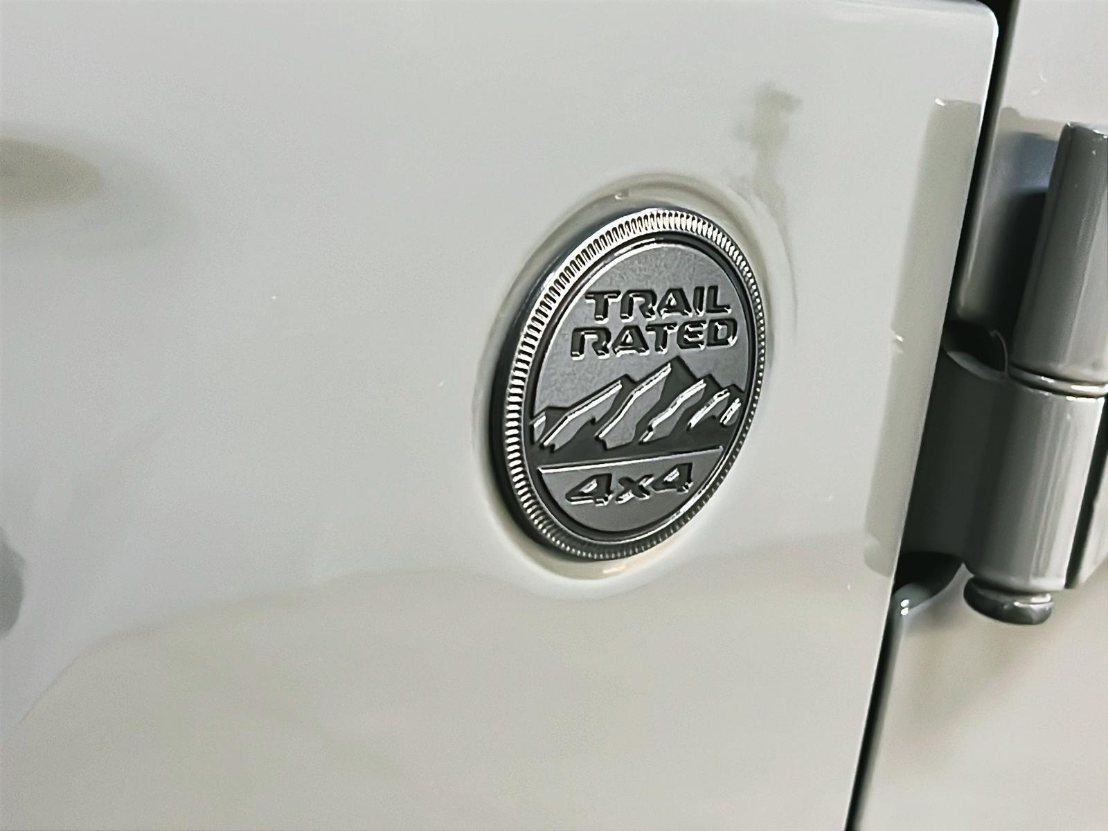 Jeep Wrangler 2023 - Image #23