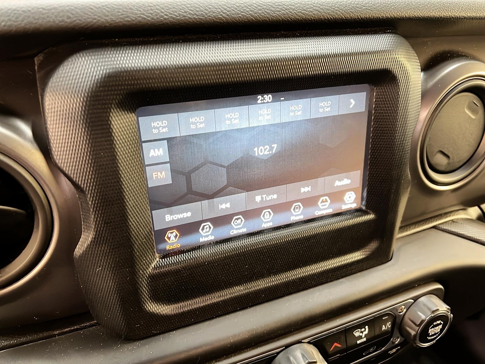 Jeep Wrangler 2023 - Image #15