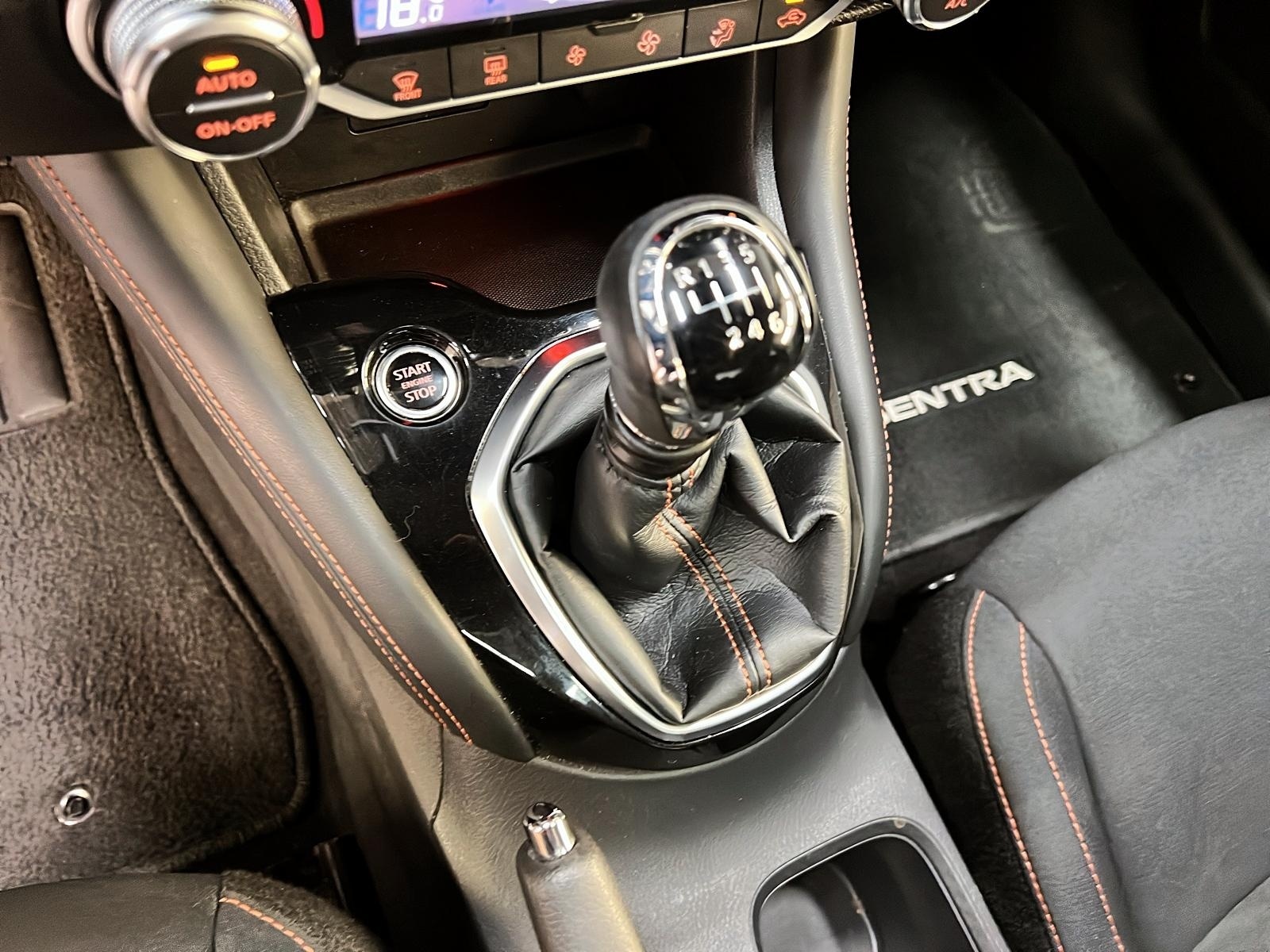 Nissan Sentra 2022 - Image #14