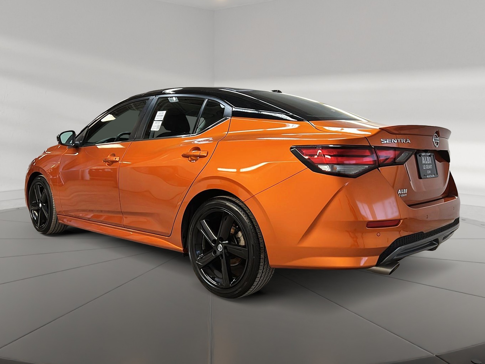 Nissan Sentra SR TOIT 2022 - image #6