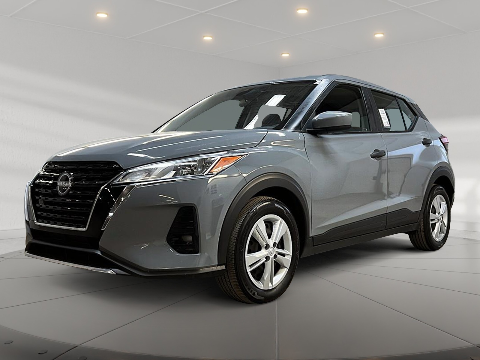 Nissan Kicks S 2023 - image #1