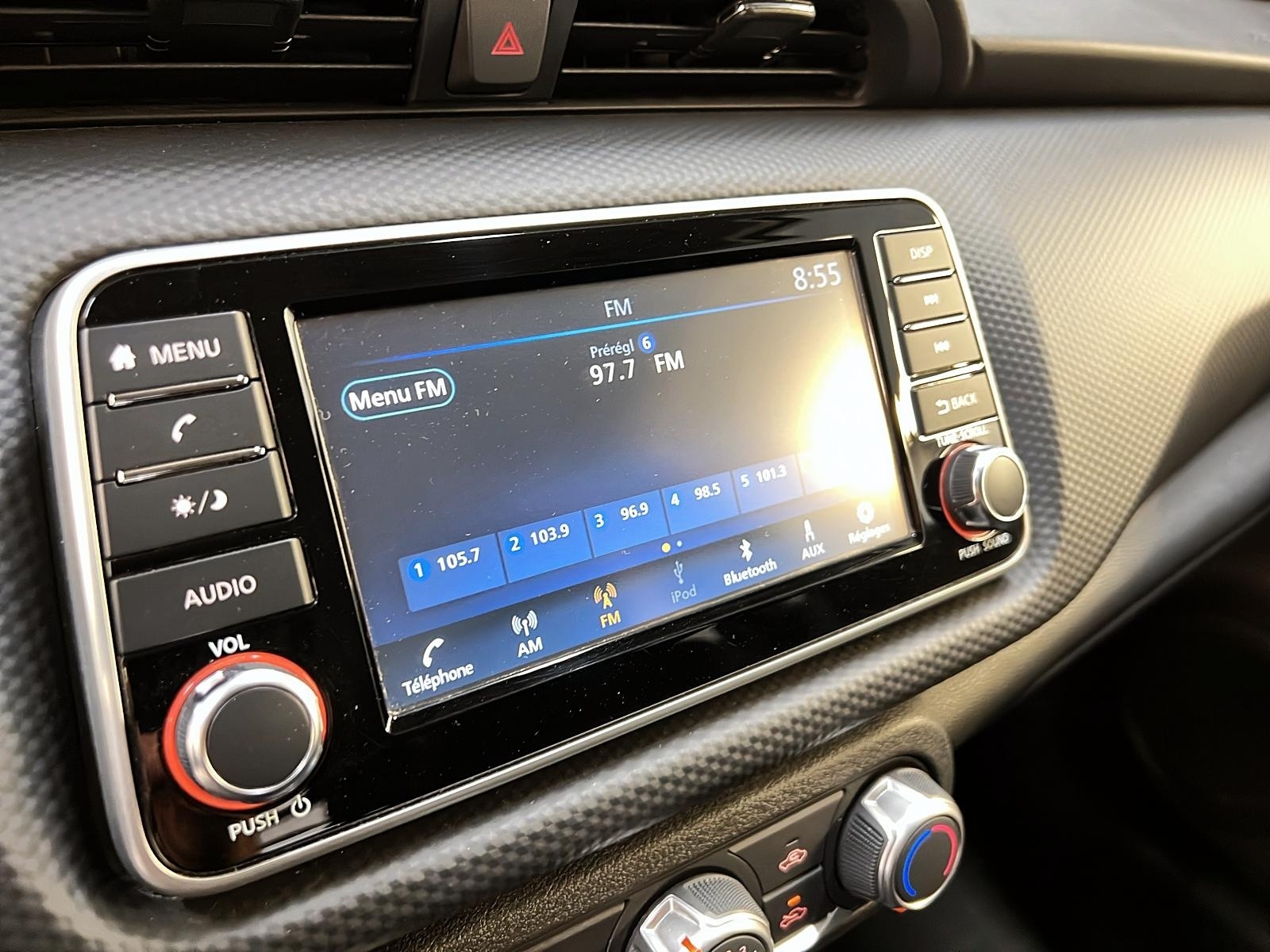 Nissan Kicks S 2023 - image #15