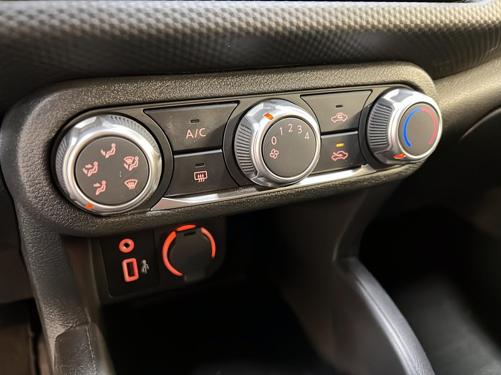 Nissan Kicks S 2023 - image #14