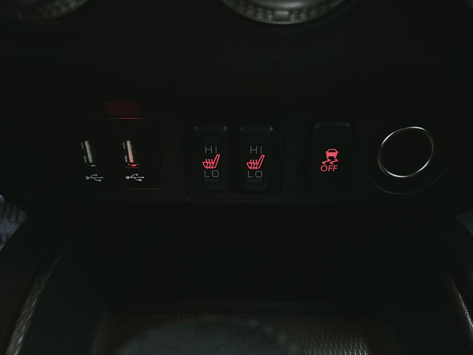 Mitsubishi RVR SE AWC 2023 - image #15