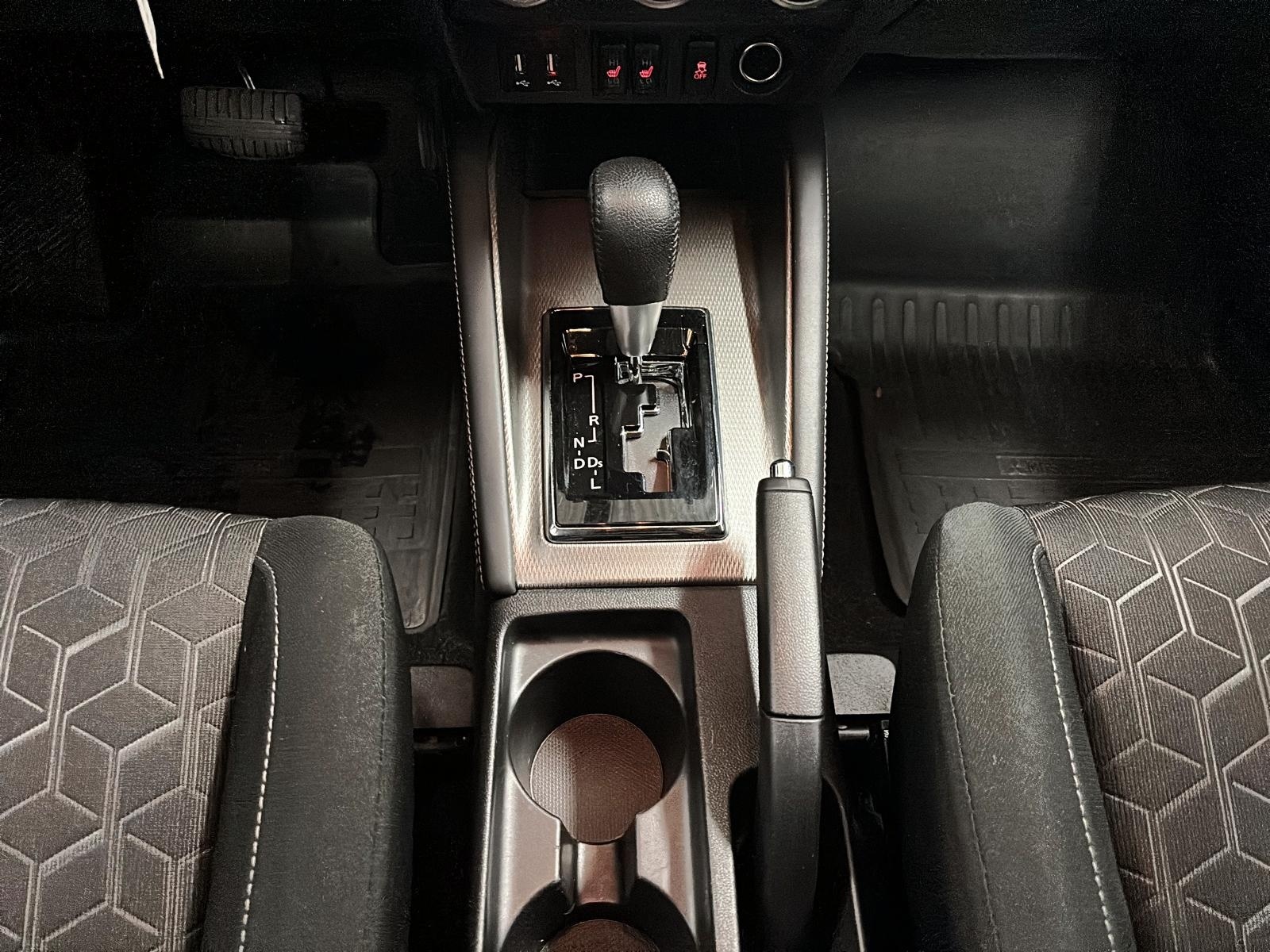 Mitsubishi RVR SE AWC 2023 - image #13