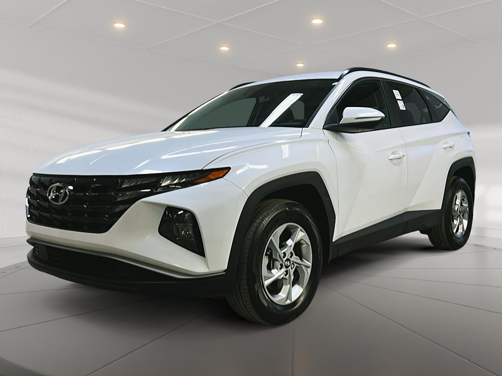 Hyundai Tucson PREFERRED NAV 4RM 2024 - image #1