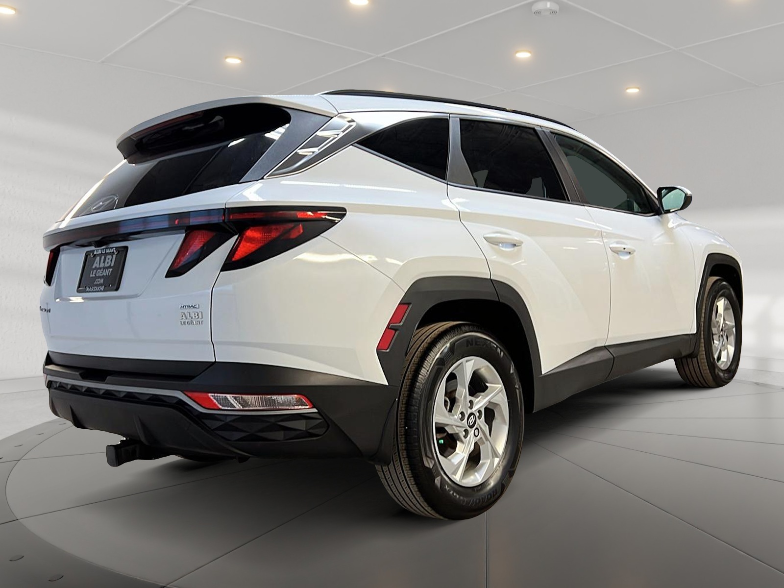 Hyundai Tucson PREFERRED NAV 4RM 2024 - image #4