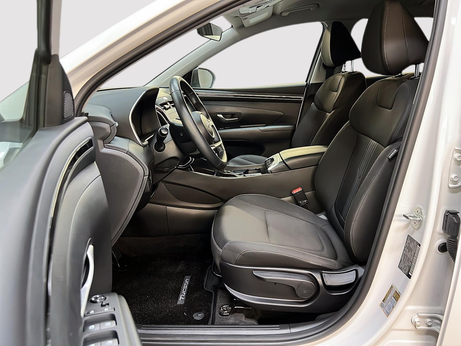 Hyundai Tucson PREFERRED NAV 4RM 2024 - image #7