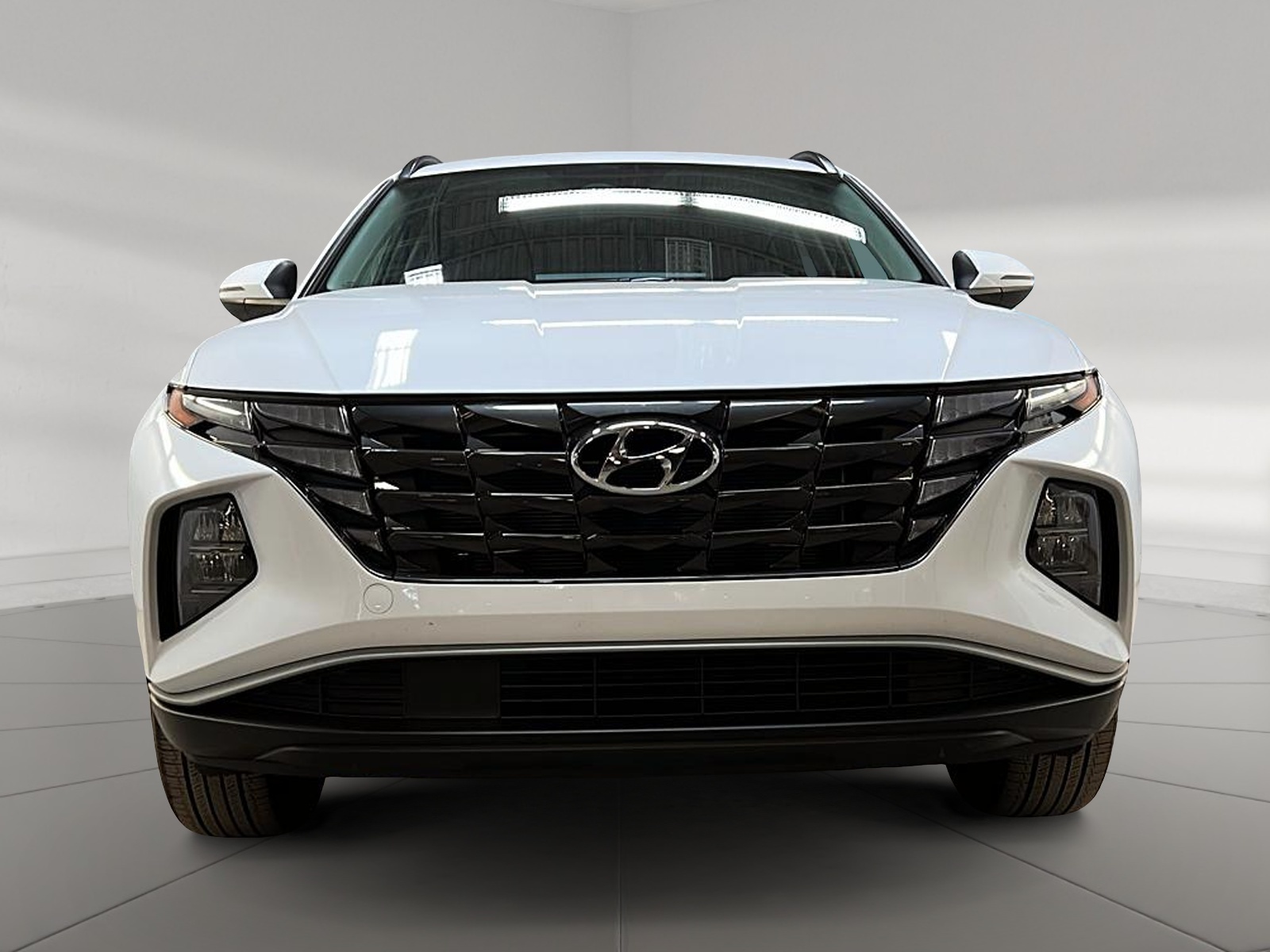 Hyundai Tucson PREFERRED NAV 4RM 2024 - image #2