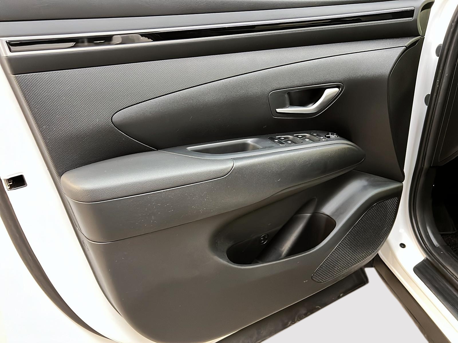 Hyundai Tucson PREFERRED NAV 4RM 2024 - image #23