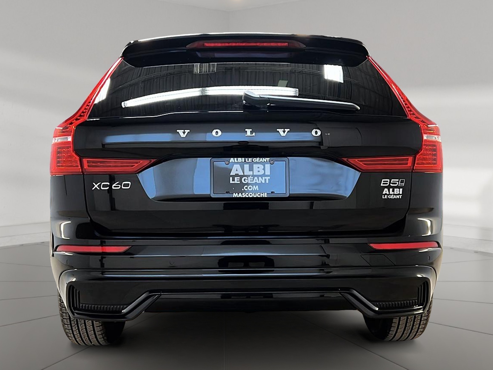 Volvo XC60 B5 CORE CUIR TOIT NAV 4RM 2025 - image #5