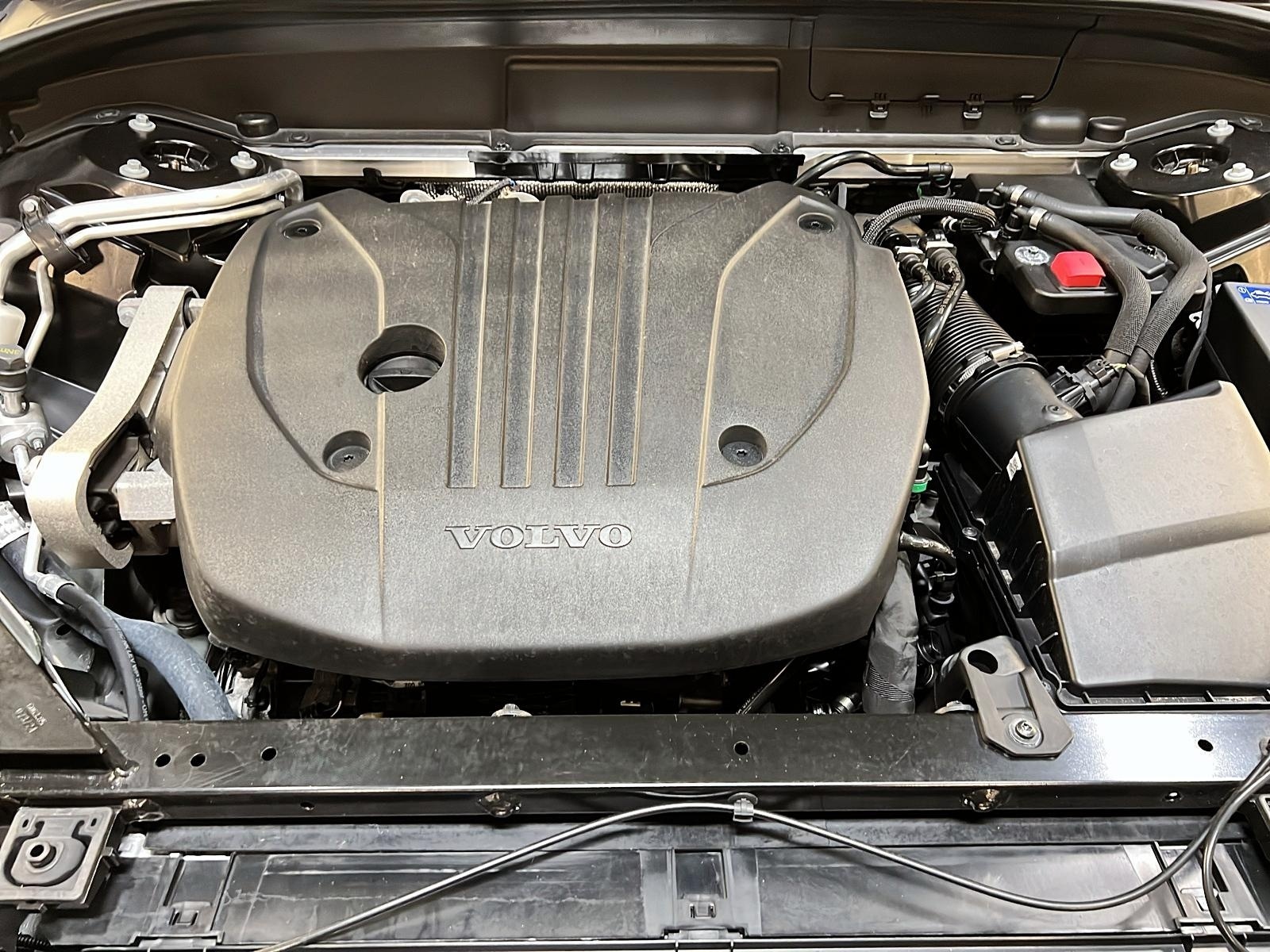 Volvo XC60 2025 - Image #14