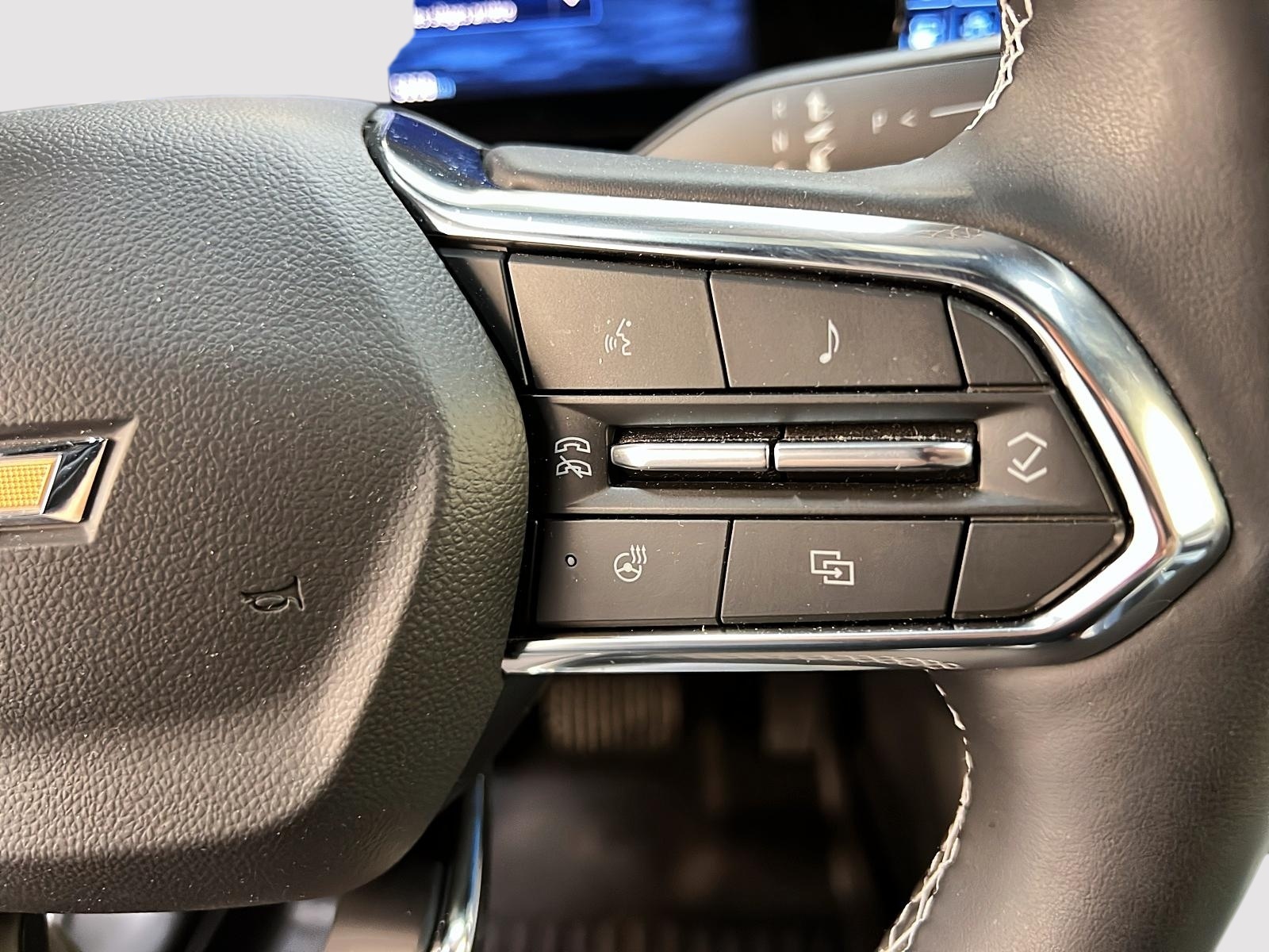 Chevrolet Equinox EV 2LT TOIT PANO NAV 2024 - image #19