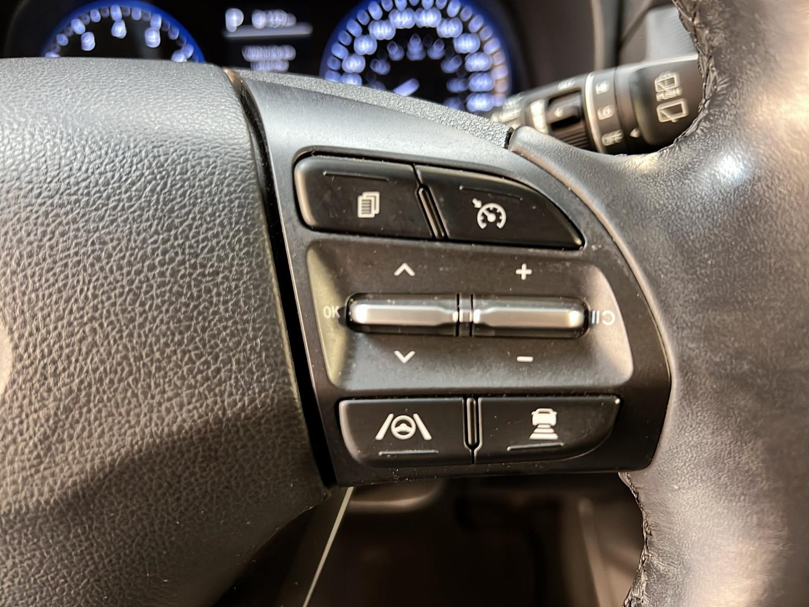 Hyundai Kona PREFERRED CUIR TOIT 4RM 2022 - image #19