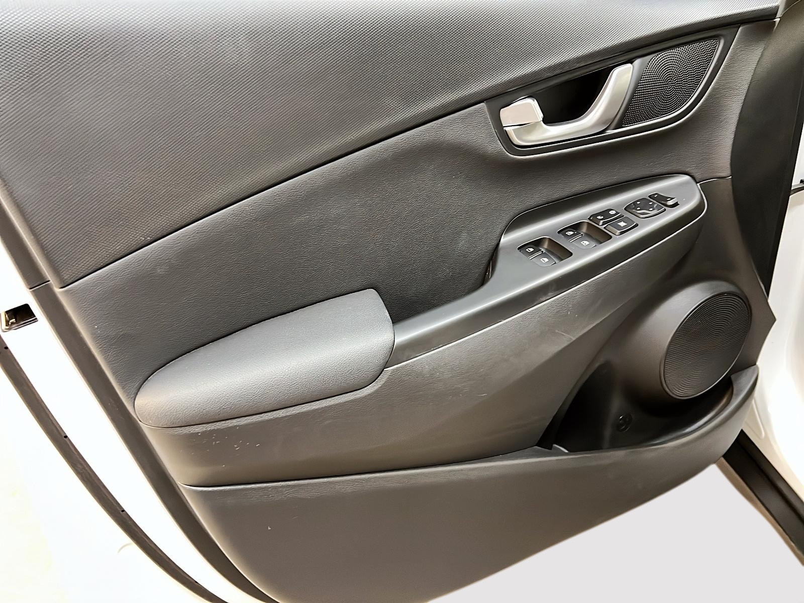 Hyundai Kona PREFERRED CUIR TOIT 4RM 2022 - image #23