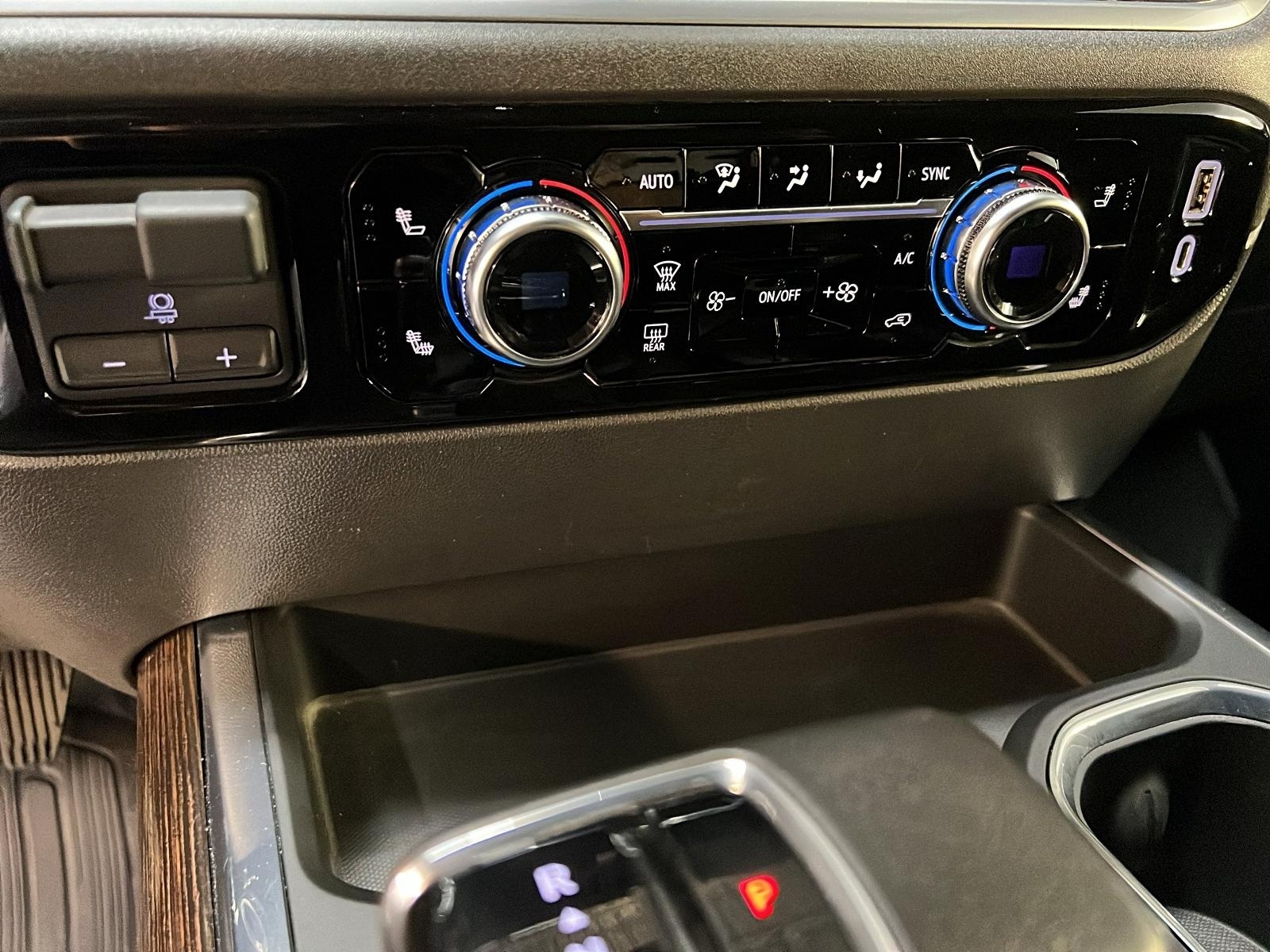 GMC Sierra 1500 2022 - Image #16