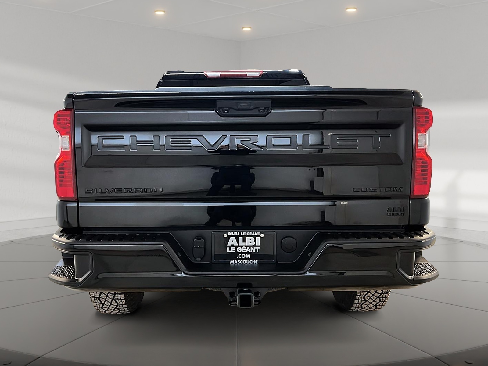 Chevrolet Silverado 1500 CUSTOM TRAIL BOSS Z71 CREW CAB 4X4 2023 - image #5