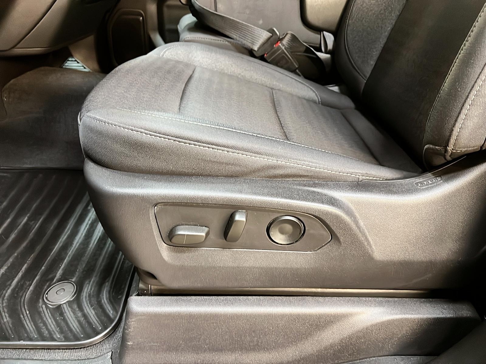 Chevrolet Silverado 1500 2023 - Image #21